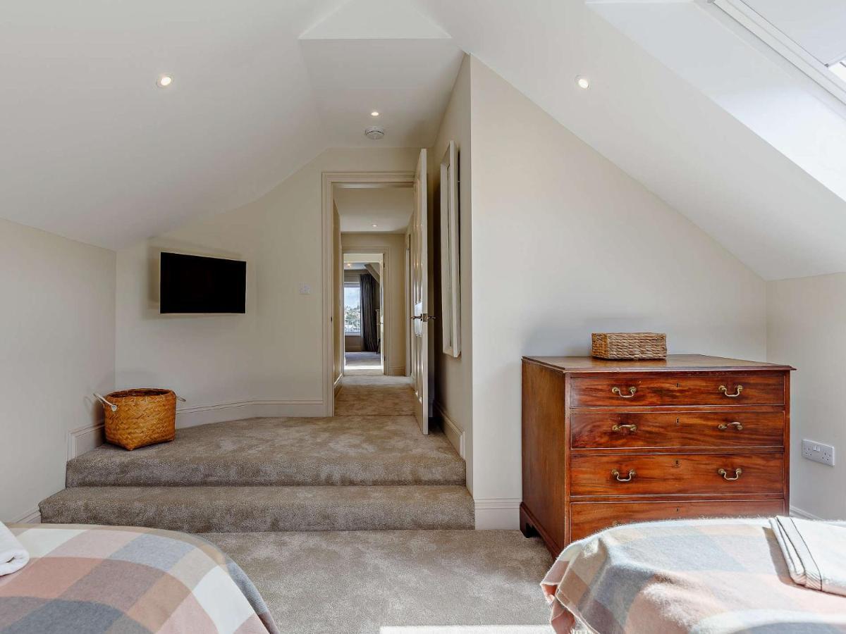 4 Bed In Fowey 82152 Apartamento Exterior foto