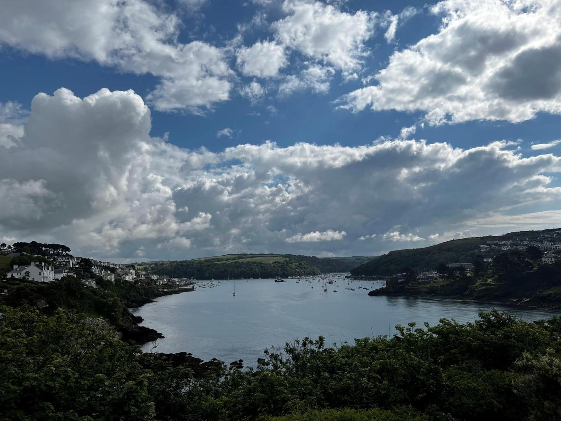 4 Bed In Fowey 82152 Apartamento Exterior foto