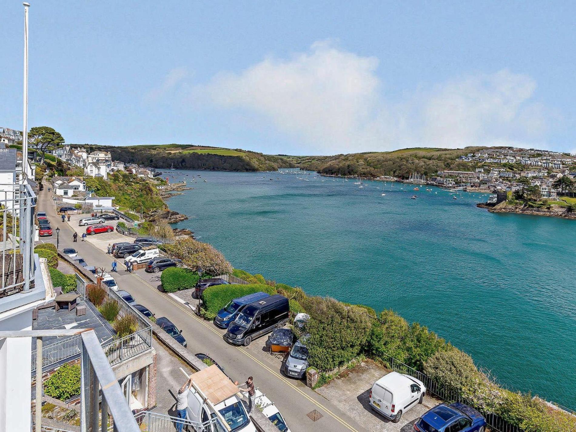 4 Bed In Fowey 82152 Apartamento Exterior foto